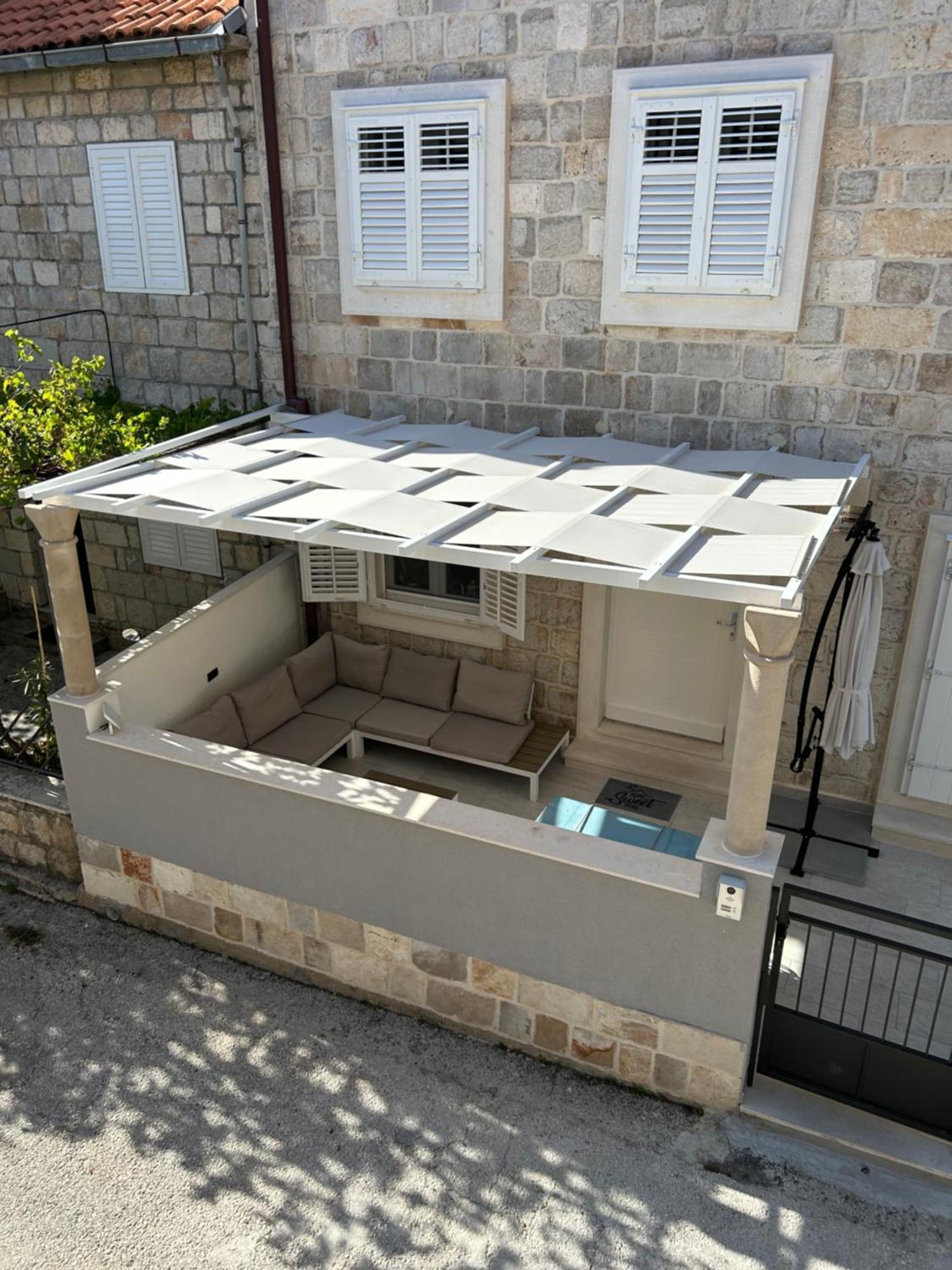 @Trstenik ترستينيك المظهر الخارجي الصورة